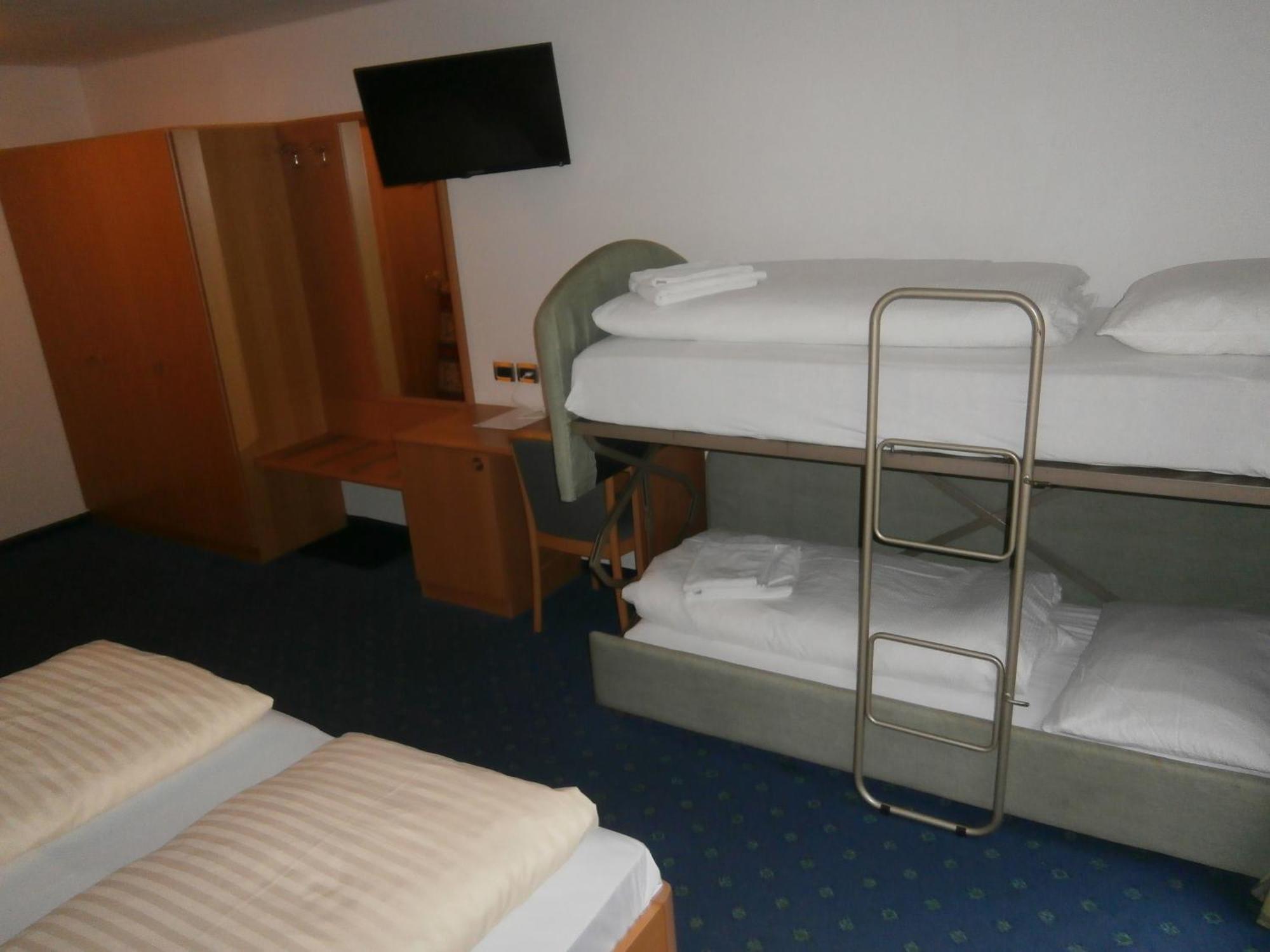 Hotel Schoelzhorn Superior Racines Room photo